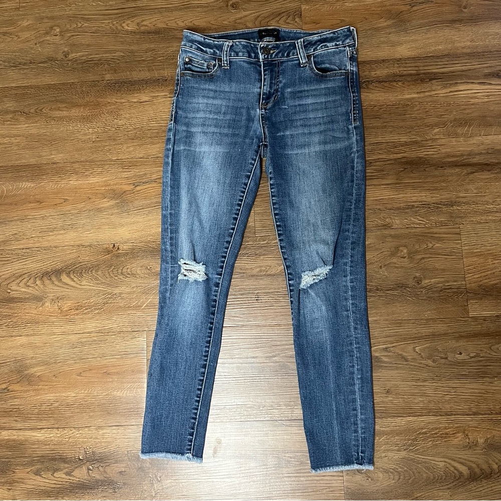Celebrity Pink Dark Wash Skinny Jeans size 28